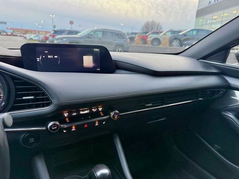 Used 2020 MAZDA MAZDA3 AWD Hatchback w/ Premium Pkg image 19