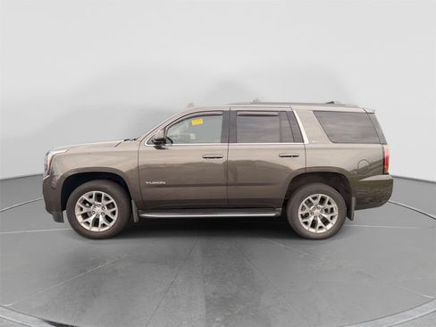 Used 2019 GMC Yukon SLT w/ Open Road Package AWD/4WD image 2