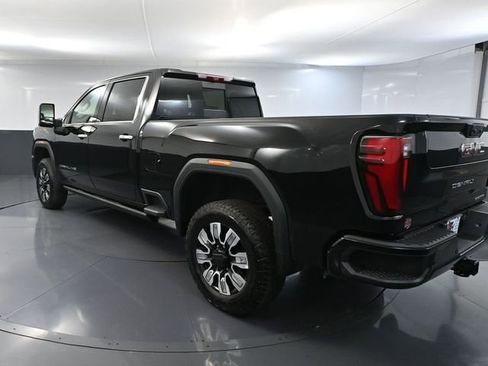 Used 2024 GMC Sierra 2500 Denali w/ Denali Reserve Package image 9
