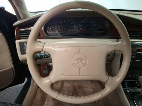 Used 1997 Cadillac Seville SLS w/ Leather/Lumbar Pkg FWD image 20