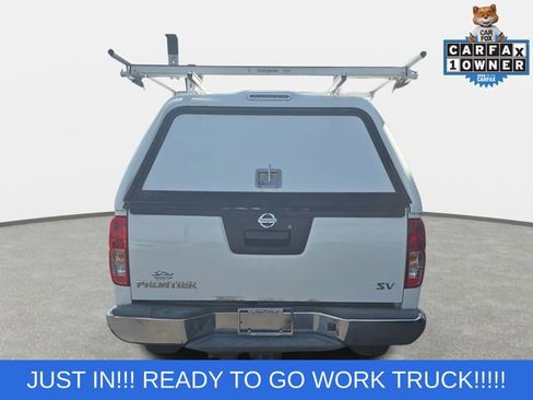 Used 2019 Nissan Frontier SV RWD image 5