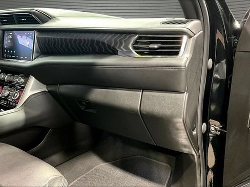 Used 2023 GMC Yukon Denali w/ Denali Reserve Package AWD/4WD image 25