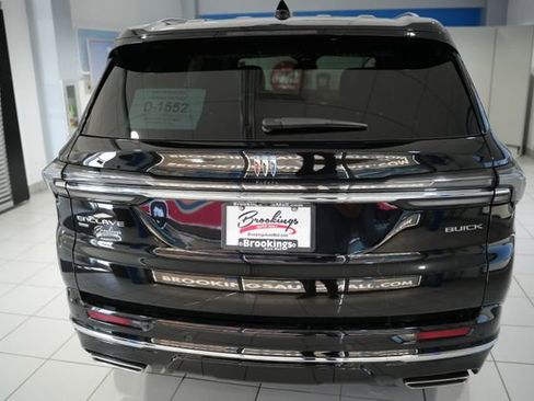 Used 2025 Buick Enclave Avenir w/ Trailering Package, 5000 lbs. AWD/4WD image 8