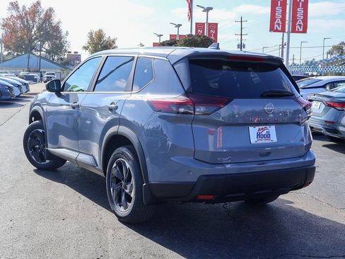 New 2026 Nissan Rogue SV image 2