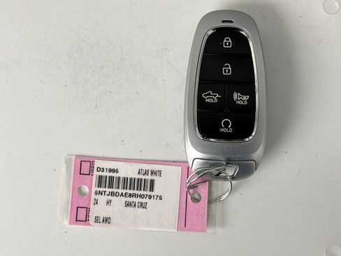 Used 2024 Hyundai Santa Cruz SEL image 19