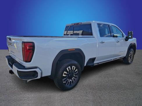 New 2026 GMC Sierra 2500 Denali Ultimate AWD/4WD image 3