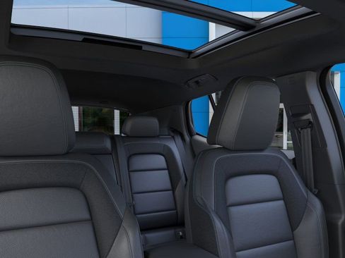 New 2025 Chevrolet Equinox EV LT image 24