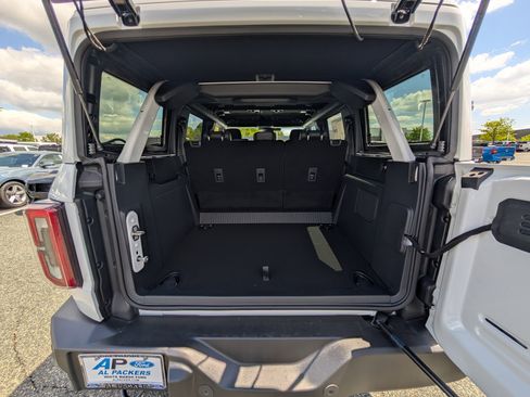 New 2026 Ford Bronco Outer Banks AWD/4WD image 8