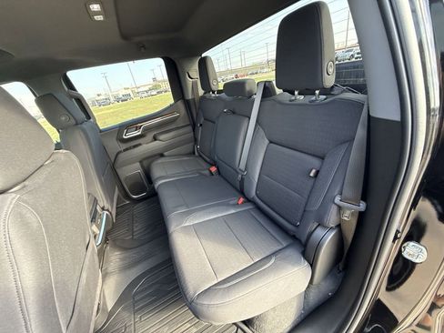 New 2026 GMC Sierra 1500 Elevation image 32