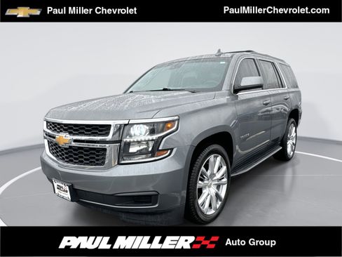 Used 2018 Chevrolet Tahoe LT image 1