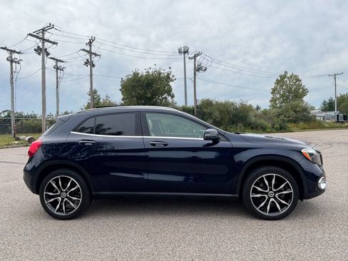 Used 2018 Mercedes-Benz GLA 250 4MATIC image 5