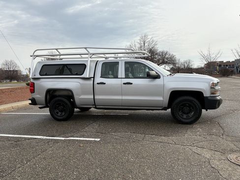 Used 2016 Chevrolet Silverado 1500 W/T w/ Trailering Package image 31