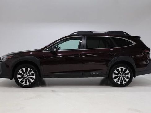 Used 2025 Subaru Outback Limited AWD/4WD image 4