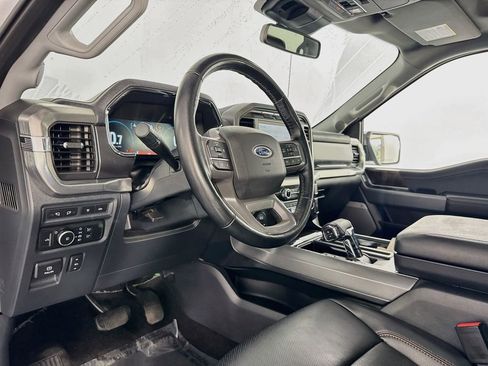 Used 2022 Ford F150 Lariat AWD/4WD image 12
