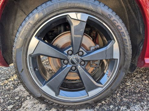 Used 2019 Audi SQ5 Premium Plus w/ Premium Plus Package image 32