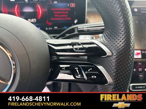 Used 2023 Mercedes-Benz GLC 300 4MATIC image 7