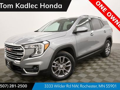 Used 2024 GMC Terrain SLT