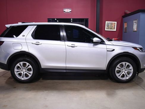 Used 2020 Land Rover Discovery Sport S image 11