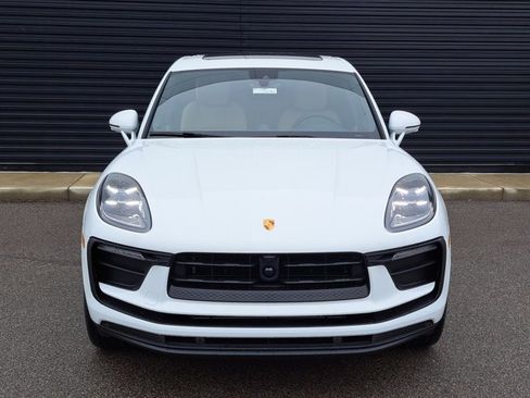 New 2026 Porsche Macan image 10