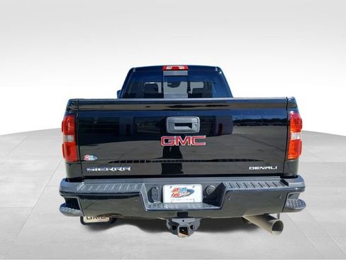 Used 2017 GMC Sierra 3500 Denali w/ Duramax Plus Package image 7