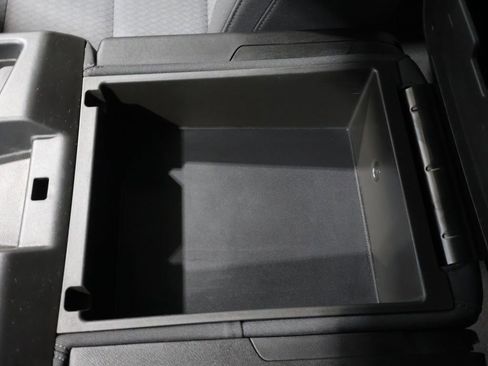 Used 2023 Chevrolet Silverado 1500 LT image 30