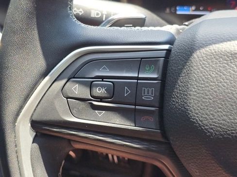 Used 2024 Jeep Grand Cherokee L Altitude AWD/4WD image 19