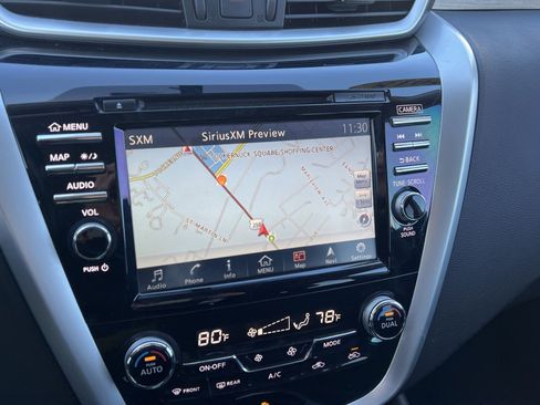 Used 2018 Nissan Murano SV w/ Premium Package image 17