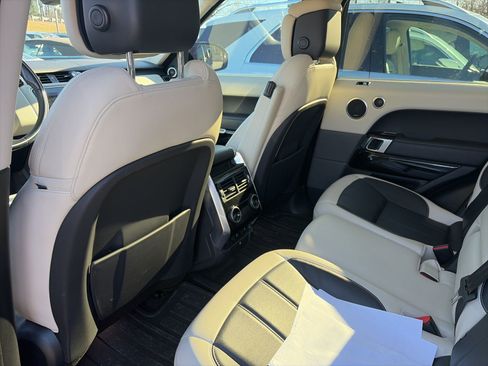 Used 2019 Land Rover Range Rover Sport Autobiography image 14