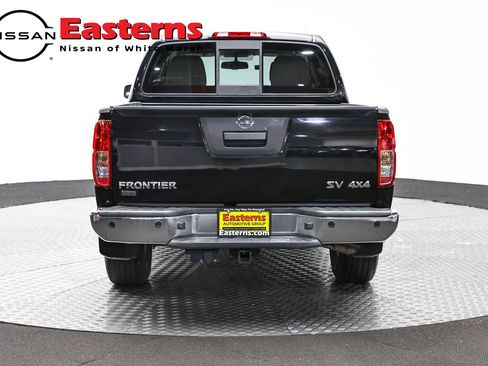 Used 2021 Nissan Frontier SV AWD/4WD image 6