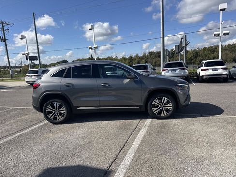 Used 2026 Mercedes-Benz GLA 250 image 2