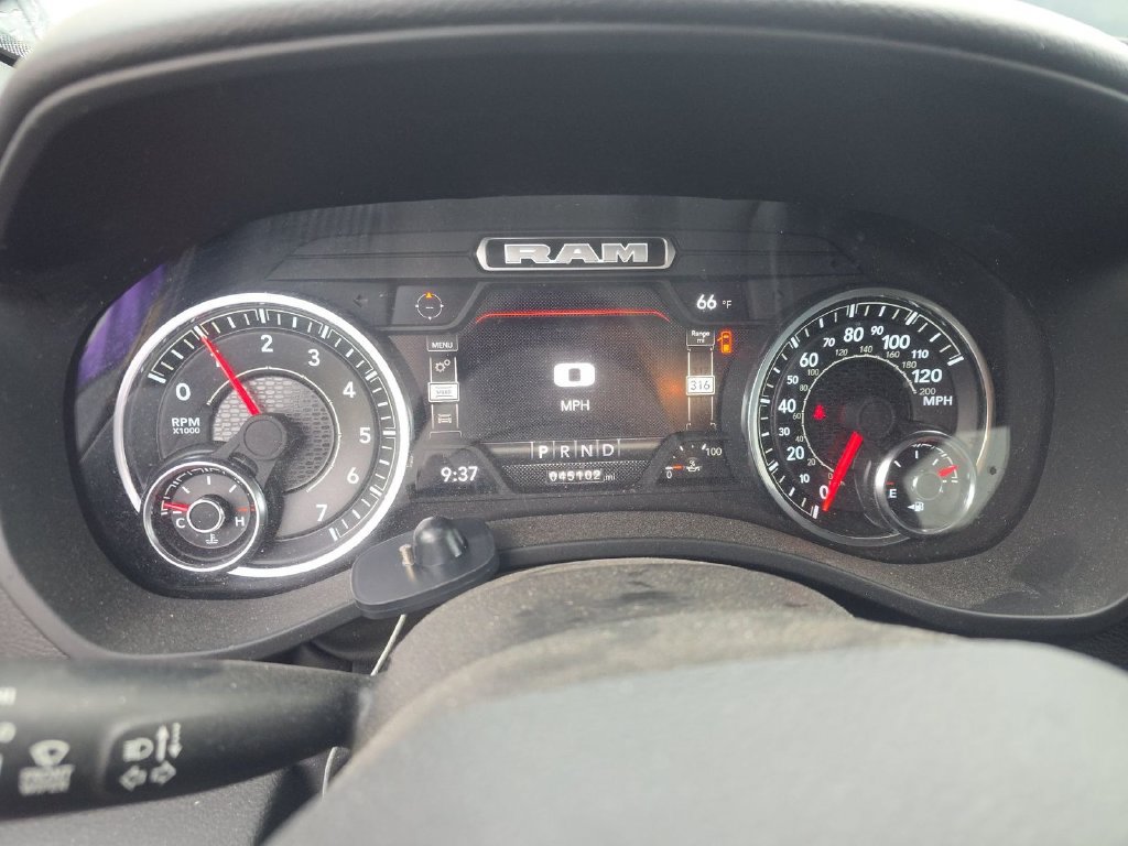 Used 2024 RAM 1500 Big Horn AWD/4WD image 9