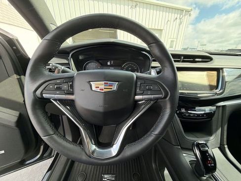 Certified 2024 Cadillac XT6 Sport w/ LPO, Floor Liner Package AWD/4WD image 12