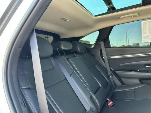 Used 2022 Hyundai Tucson Limited AWD/4WD image 34