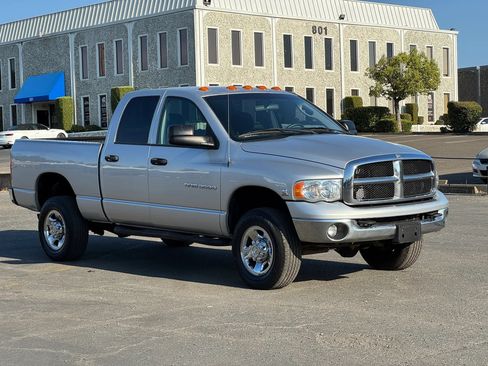 Used 2003 Dodge Ram 3500 Truck SLT AWD/4WD image 3