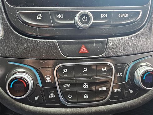 Used 2019 Chevrolet Malibu LT FWD image 43