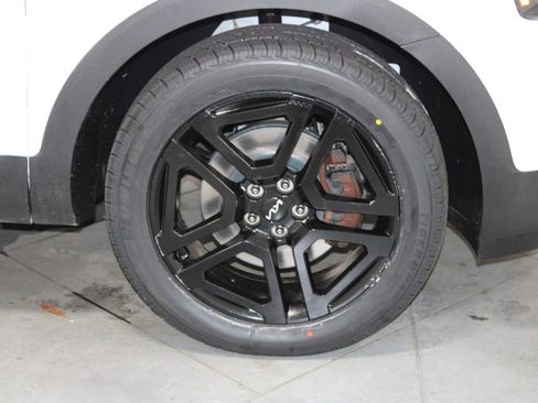 Used 2023 Kia Telluride SX Prestige X-Line image 12