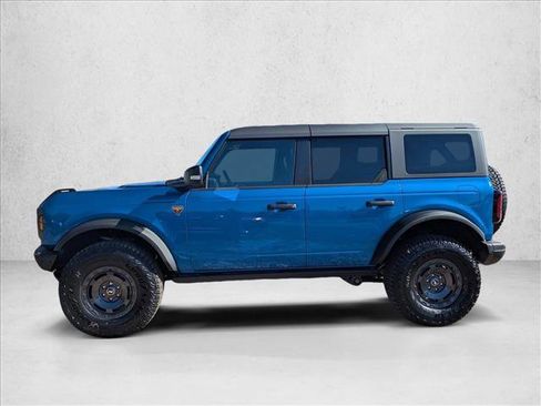 New 2025 Ford Bronco Badlands image 5