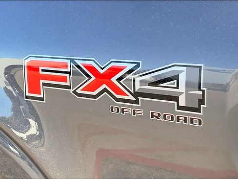 Used 2022 Ford F150 XLT w/ Equipment Group 302A High image 9