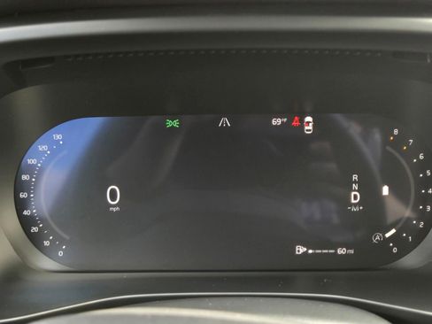 New 2026 Volvo XC40 B5 Ultra w/ Climate Package image 15