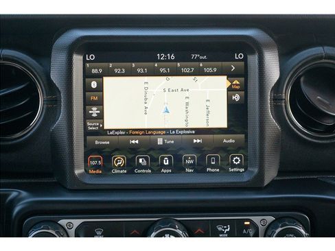 Used 2021 Jeep Wrangler Unlimited Sahara AWD/4WD image 13