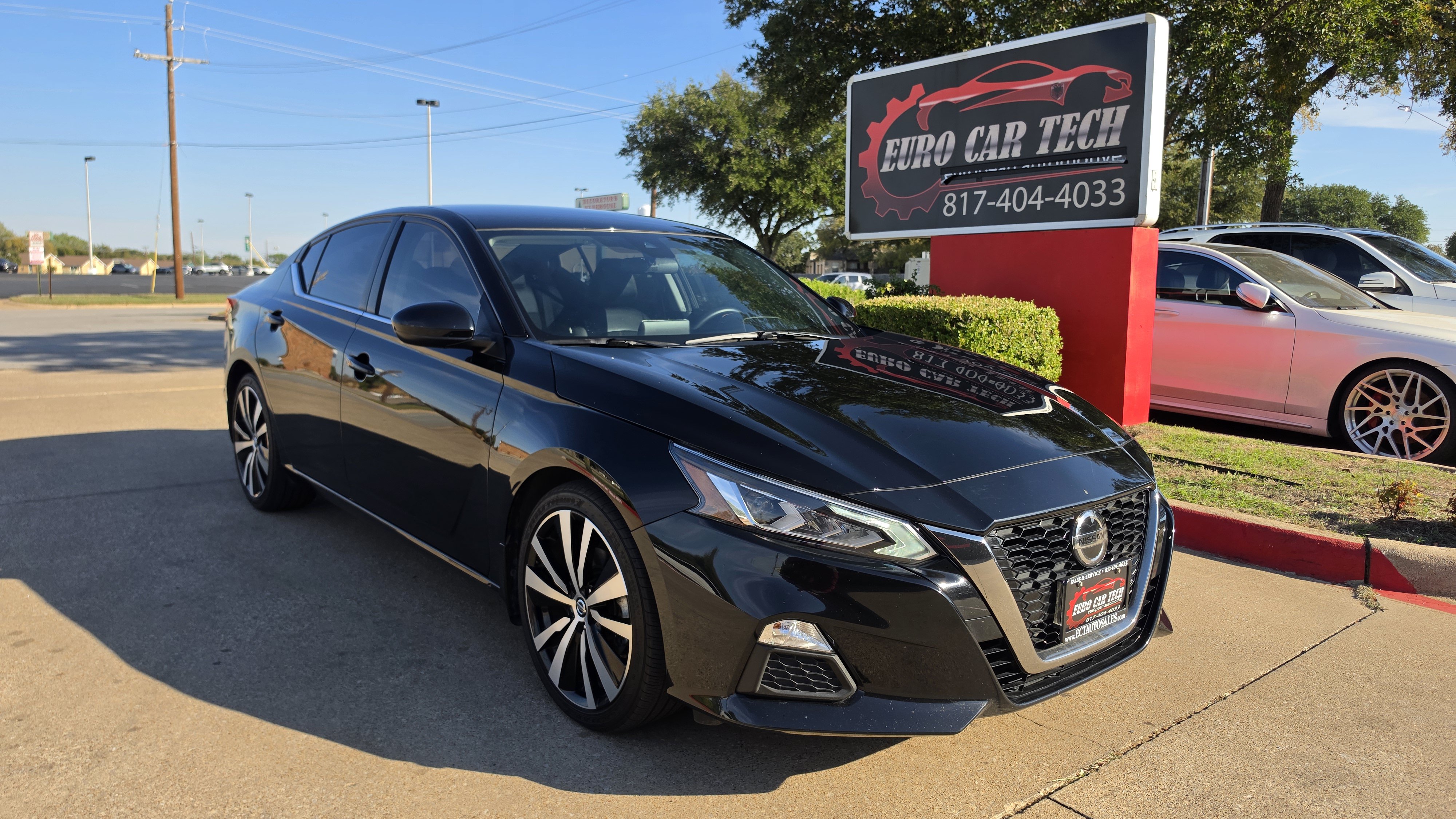 Used 2020 Nissan Altima 2.5 SR FWD image 6