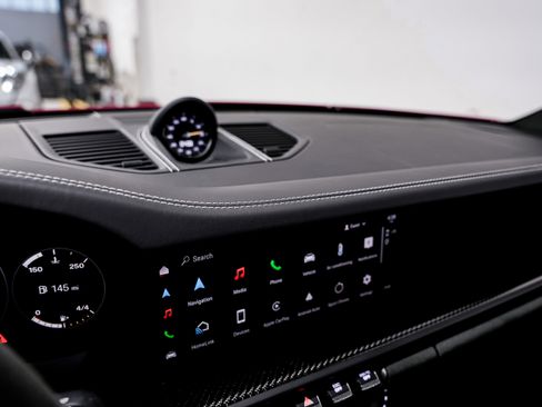 Used 2022 Porsche 911 GT3 image 14