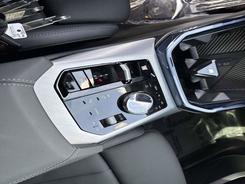 Certified 2025 BMW X3 xDrive30i w/ Premium Package image 27