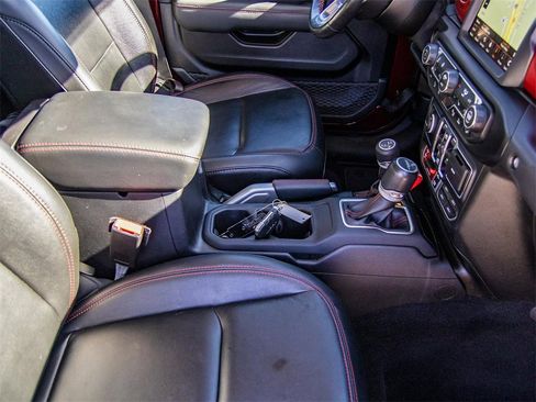 Used 2021 Jeep Gladiator Rubicon image 19