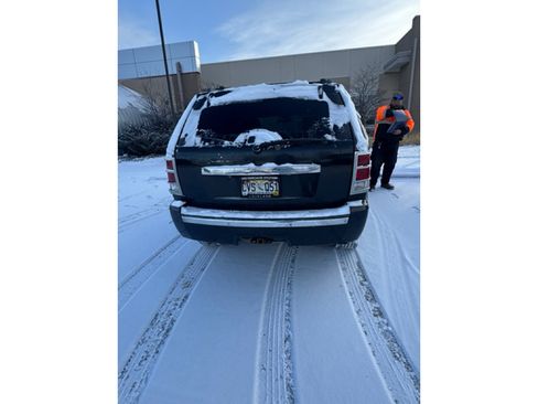 Used 2010 Jeep Grand Cherokee Limited w/ Mopar Chrome Edition Group image 4