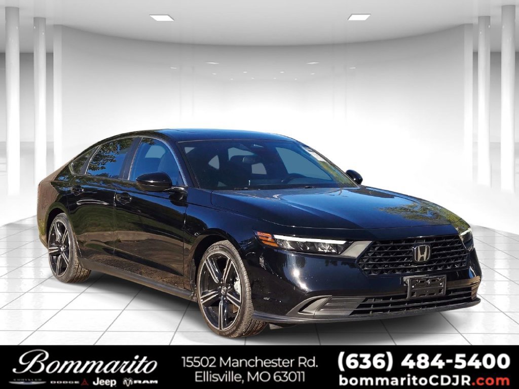 Used 2024 Honda Accord Sport image 1