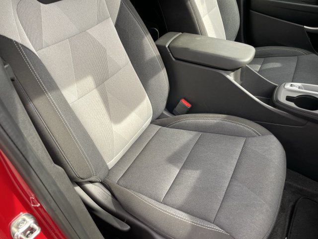 Used 2026 Chevrolet Trax LS FWD image 23