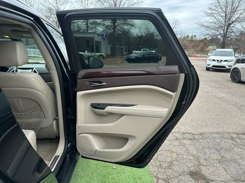 Used 2016 Cadillac SRX Luxury image 17