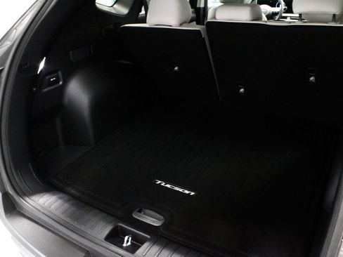 Certified 2025 Hyundai Tucson SEL FWD image 19