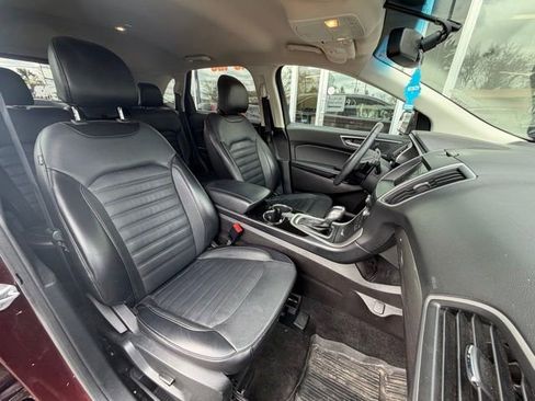 Used 2018 Ford Edge SEL w/ Equipment Group 201A AWD/4WD image 12